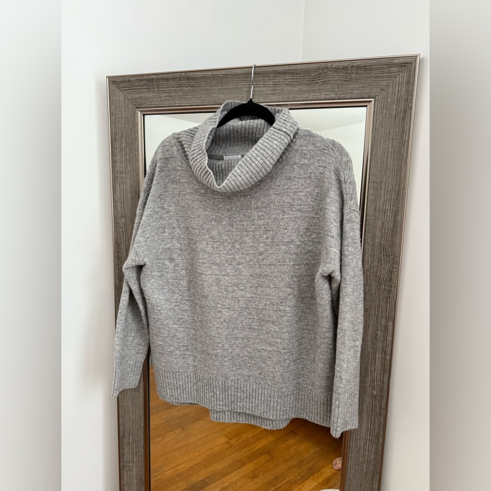 Cozy Gray Turtleneck Sweater Womens Old Navy Medium
